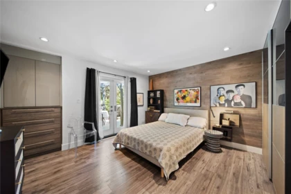 Guest Bathroom Photo of 609 Lidster Place, New Westminster, BC