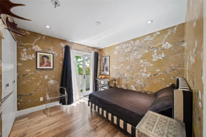 Loft / Bonus Room Photo of 609 Lidster Place, New Westminster, BC