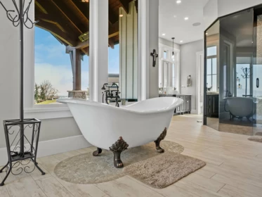 Guest Bathroom Photo of 29415 Huntingdon Road, Abbotsford, BC