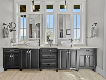 Powder Room Photo of 29415 Huntingdon Road, Abbotsford, BC