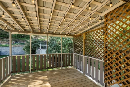 Backyard Photo of 6105 Dallas Drive, No City Value, BC