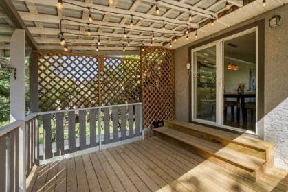 Garden / Landscaping Photo of 6105 Dallas Drive, No City Value, BC