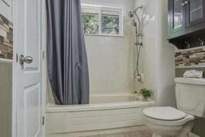 Laundry Room Photo of 6105 Dallas Drive, No City Value, BC