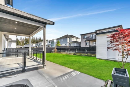 Outdoor Deck Photo of 19718 33 Avenue, Langley, BC