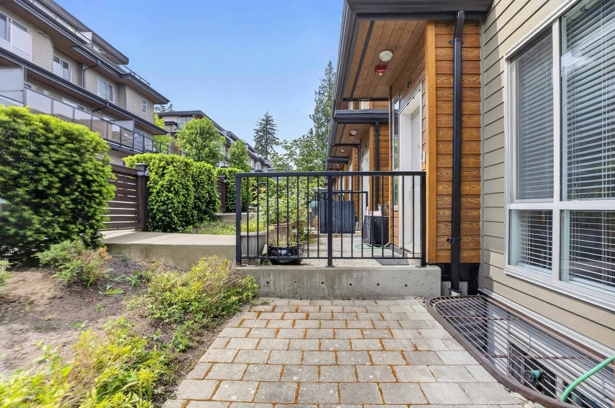 Family Room Photo of 65 15775 Mountain View Drive, Surrey, BC