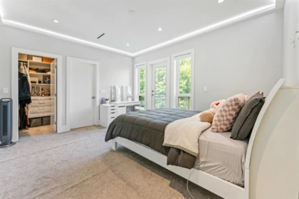 Hallway Photo of 7585 143 Street, Surrey, BC