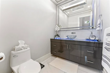 Kitchen Island Photo of 7585 143 Street, Surrey, BC