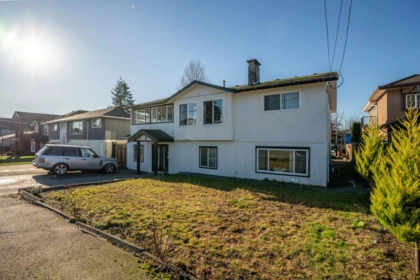 Front Yard Photo of 7923 122a Street, Surrey, BC