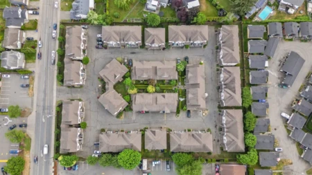 Garden / Landscaping Photo of 1 45740 Thomas Road, Chilliwack, BC