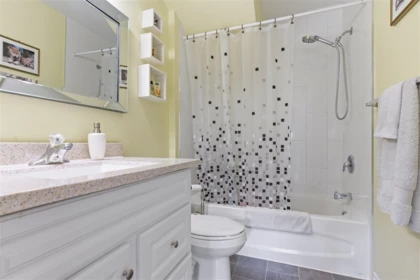 Laundry Room Photo of 1 45740 Thomas Road, Chilliwack, BC