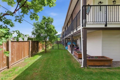 Outdoor Patio Photo of 1 45740 Thomas Road, Chilliwack, BC