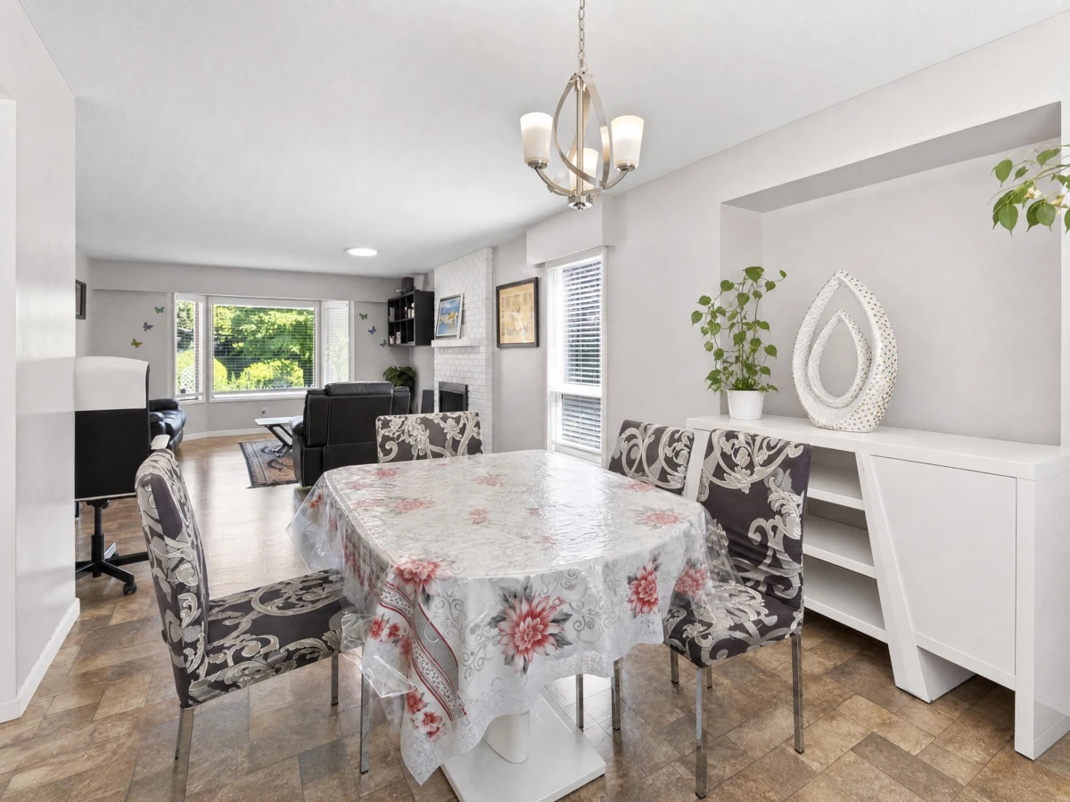 Dining Area Photo of 1648 Kempley Court, Abbotsford, BC
