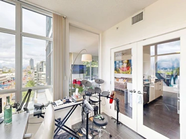 Kitchen Photo of 865 2080 W Broadway, Vancouver, BC
