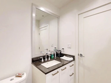 Walk-In Closet Photo of 865 2080 W Broadway, Vancouver, BC
