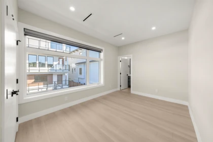 Basement Recreation Room Photo of 3 4558 Portland Street, Burnaby, BC