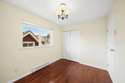 Guest Bathroom Photo of 178 Pier Place, New Westminster, BC