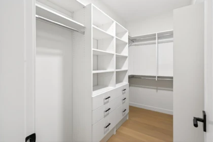 Mudroom Photo of 1921 Tatlow Avenue, North Vancouver, BC