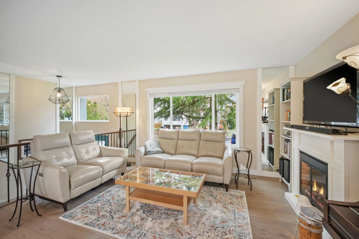 Family Room Photo of 6175 Morgan Drive, Surrey, BC