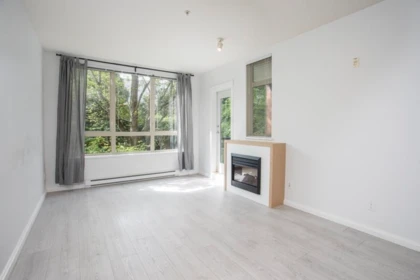 223 15988 26 Street, Surrey, BC, Surrey — Apartment/Condo for sale