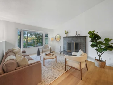 1777 Caledonia Avenue, North Vancouver, BC, North Vancouver — Single Family Residence for sale