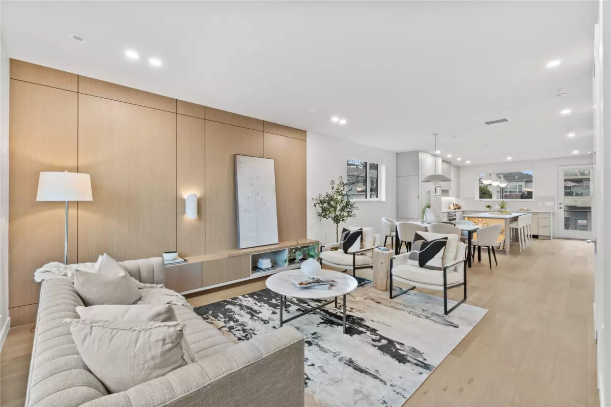 Living Room Photo of 2 4963 Chester Street, Vancouver, BC
