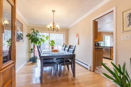 Kitchen Island Photo of 13474 67 Avenue, Surrey, BC