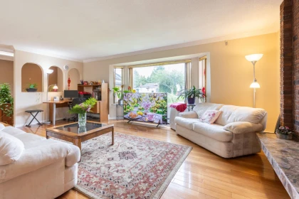 Kitchen Photo of 13474 67 Avenue, Surrey, BC