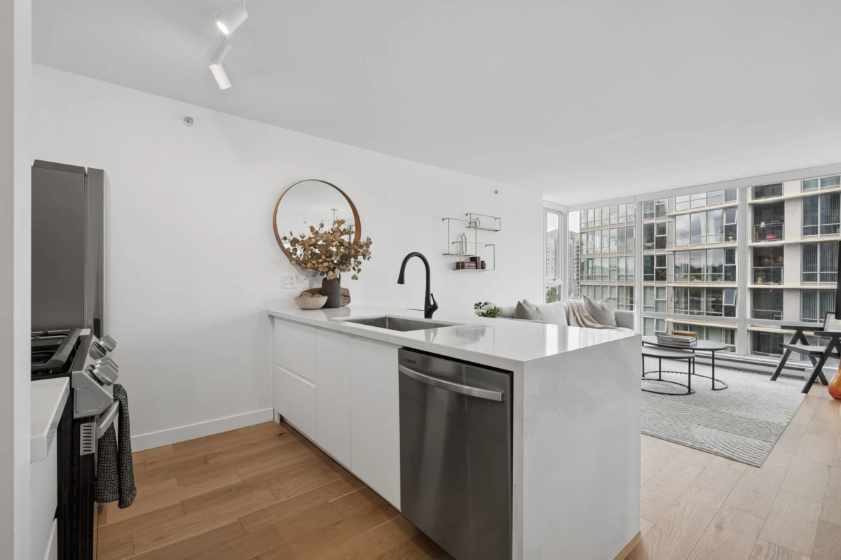 Dining Area Photo of 1208 1495 Richards Street, Vancouver, BC