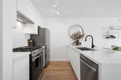 Kitchen Photo of 1208 1495 Richards Street, Vancouver, BC