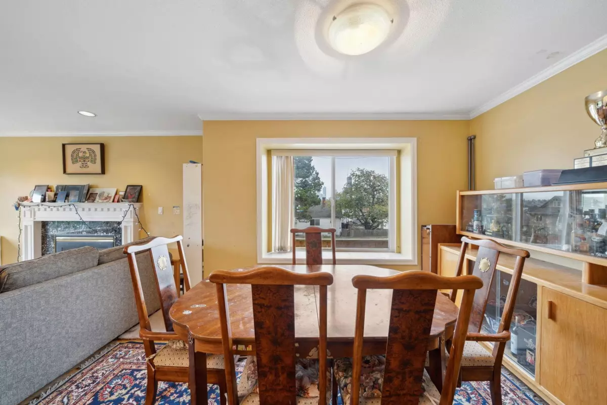 Family Room Photo of 3298 E 2nd Avenue, Vancouver, BC