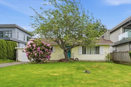 1570 Brearley Street, White Rock, BC, White Rock — Single Family Residence for sale