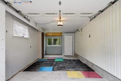 Hot Tub / Spa Photo of 1570 Brearley Street, White Rock, BC