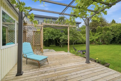Outdoor Deck Photo of 1570 Brearley Street, White Rock, BC