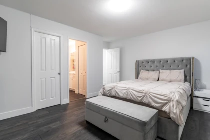 Hallway Photo of 2886 Boxcar Street, Abbotsford, BC