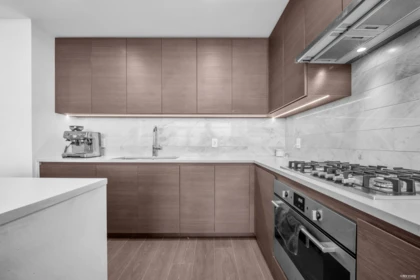 Kitchen Island Photo of 3202 2108 Gilmore Avenue, Burnaby, BC