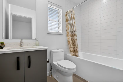 Swimming Pool Photo of 54 5945 176a Street, Surrey, BC