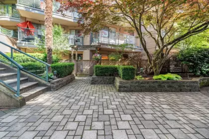 Outdoor Patio Photo of C2 332 Lonsdale Avenue, North Vancouver, BC