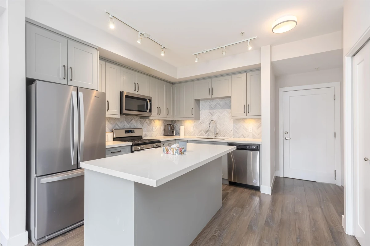 Family Room Photo of 303 14605 Mcdougall Drive, Surrey, BC