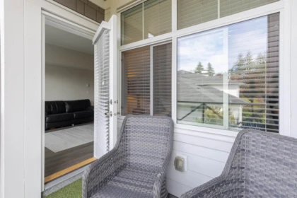 Basement Recreation Room Photo of 303 14605 Mcdougall Drive, Surrey, BC