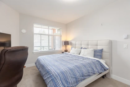 Powder Room Photo of 303 14605 Mcdougall Drive, Surrey, BC