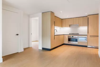 202 2235 E Broadway, Vancouver, BC, Vancouver — Apartment/Condo for sale