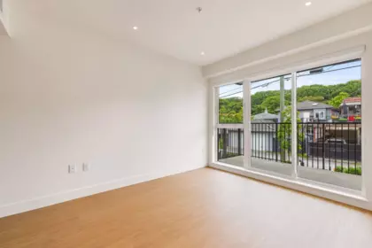 202 2235 E Broadway, Vancouver, BC, Vancouver — Apartment/Condo for sale