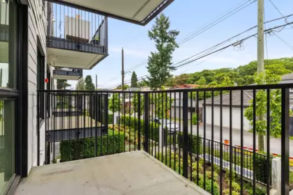 Office / Den Photo of 202 2235 E Broadway, Vancouver, BC