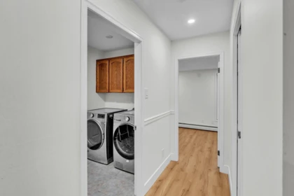 Mudroom Photo of 35070 Marshall Road, Abbotsford, BC