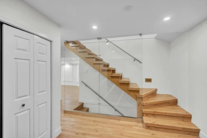 Walk-In Closet Photo of 35070 Marshall Road, Abbotsford, BC