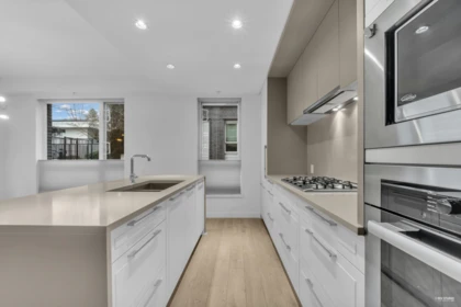 109 6677 Cambie Street, Vancouver, BC, Vancouver — Apartment/Condo for sale