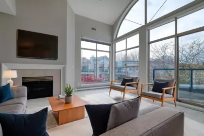 304 4753 W River Road, Ladner, BC, Ladner — Apartment/Condo for sale