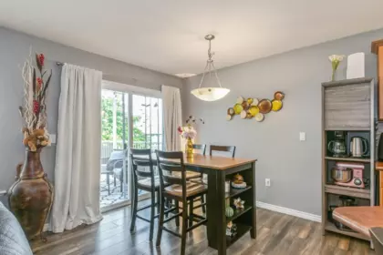 Breakfast Nook Photo of 35109 Laburnum Avenue, Abbotsford, BC