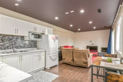 Laundry Room Photo of 35109 Laburnum Avenue, Abbotsford, BC