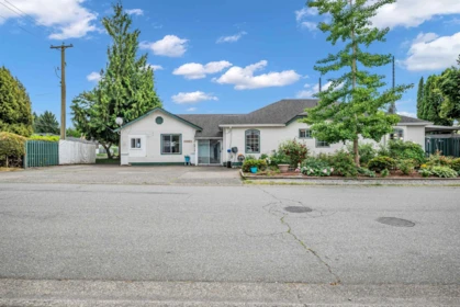 20692 River Road, Maple Ridge, BC, Maple Ridge — Single Family Residence for sale